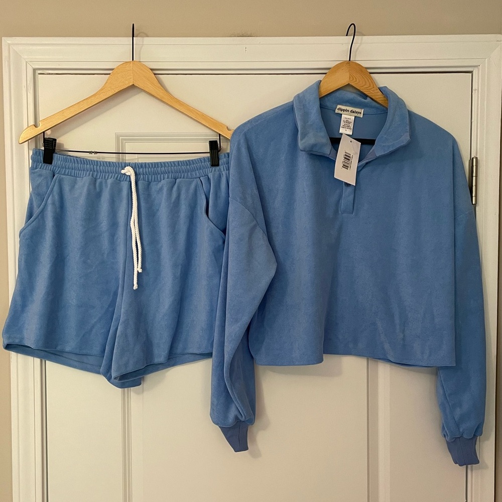 NWT Dippin' Daisy's Light Blue Terrycloth Loungewear Sweater and shorts set